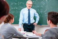 Поради про те, як стати вчителем