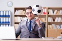 Спортивний агент Опис роботи: Заробітна плата, навички, і більше