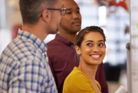 Livet til en innholdsstrateg: ferdigheter som trengs, lønn og jobbrolle